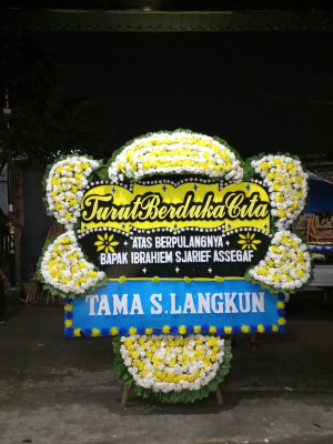 Papan Bunga Duka di Mataiwoi